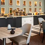 Mercure De France מלון אנגולם