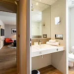Mercure De France 4*