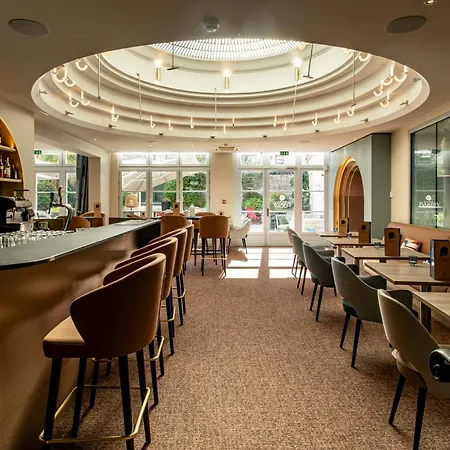 Hotel Mercure De France 4*