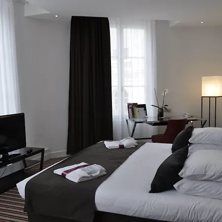 Mercure De France Hotel 4*