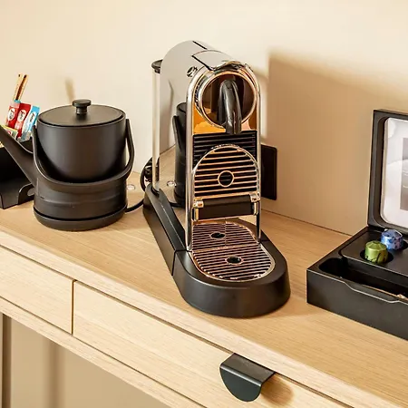 Hotel Mercure De France 4*