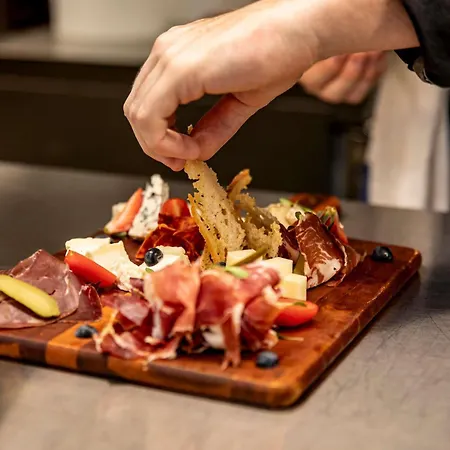 Mercure De France Hotel 4*