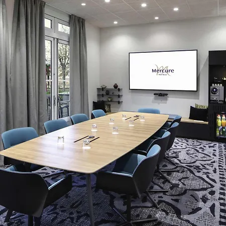 Mercure De France 4*