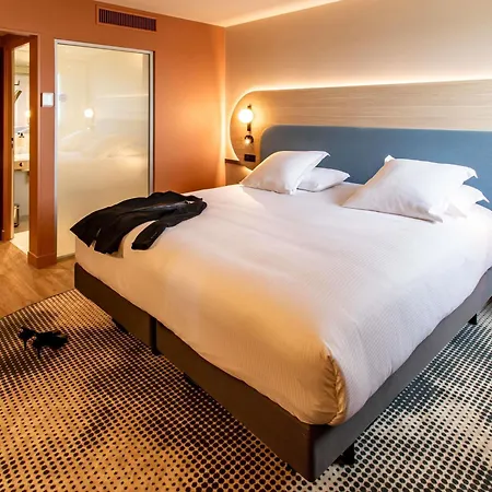 Mercure De France 앙굴렘