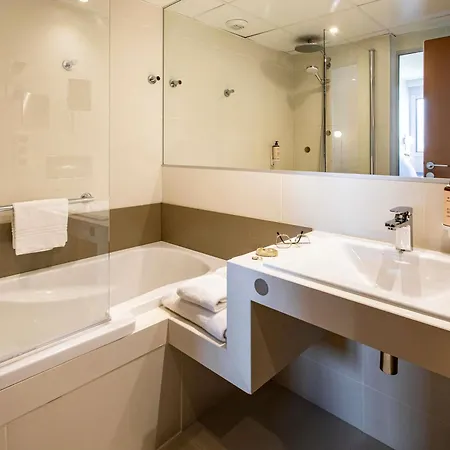 Hotel Mercure De France 4*