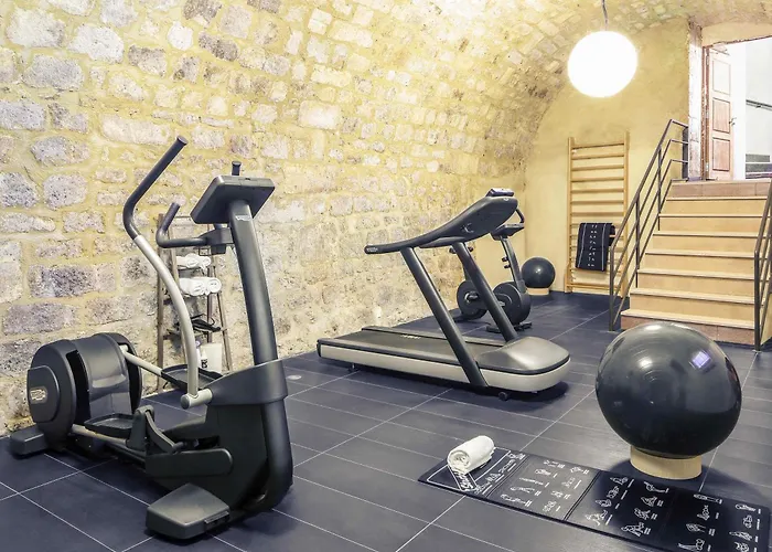 Mercure De France 4*